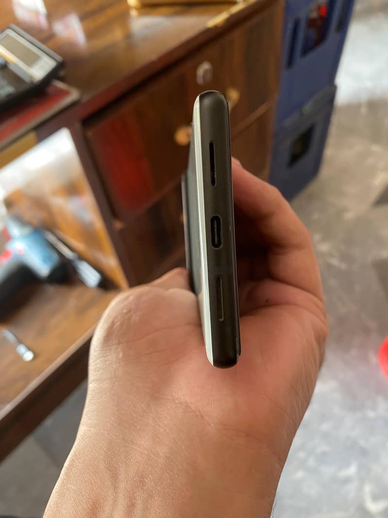 Google Pixel 6 5