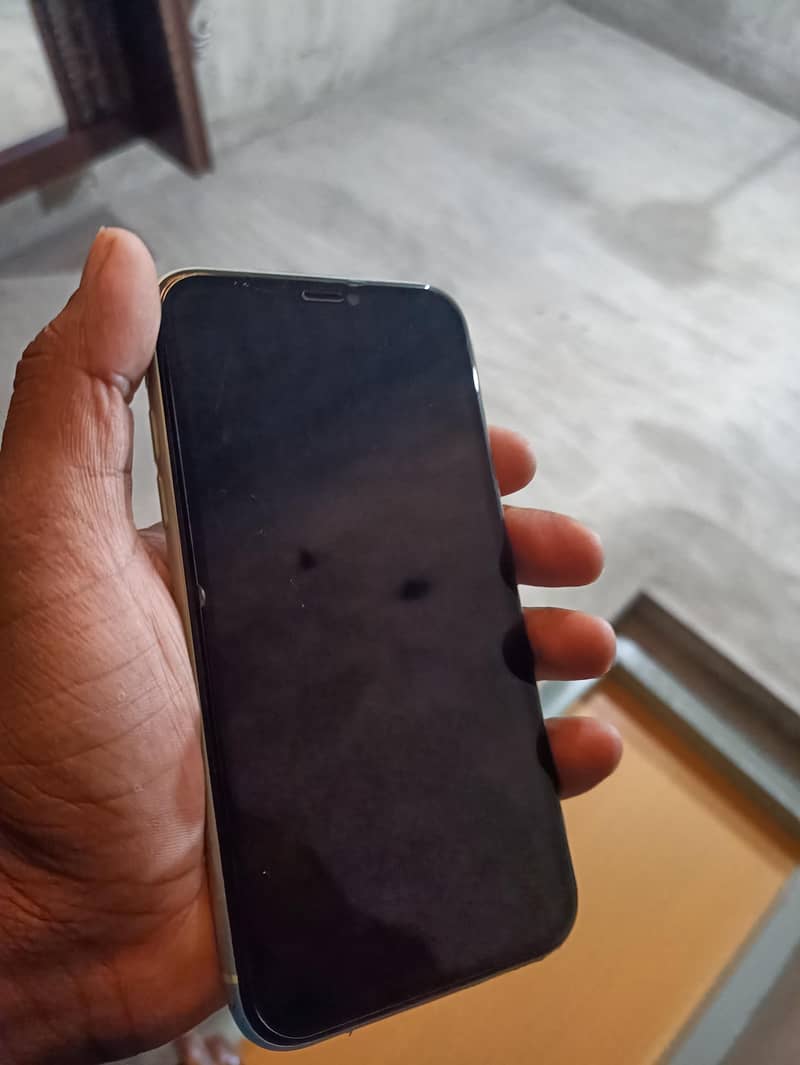 Apple iPhone 11 5