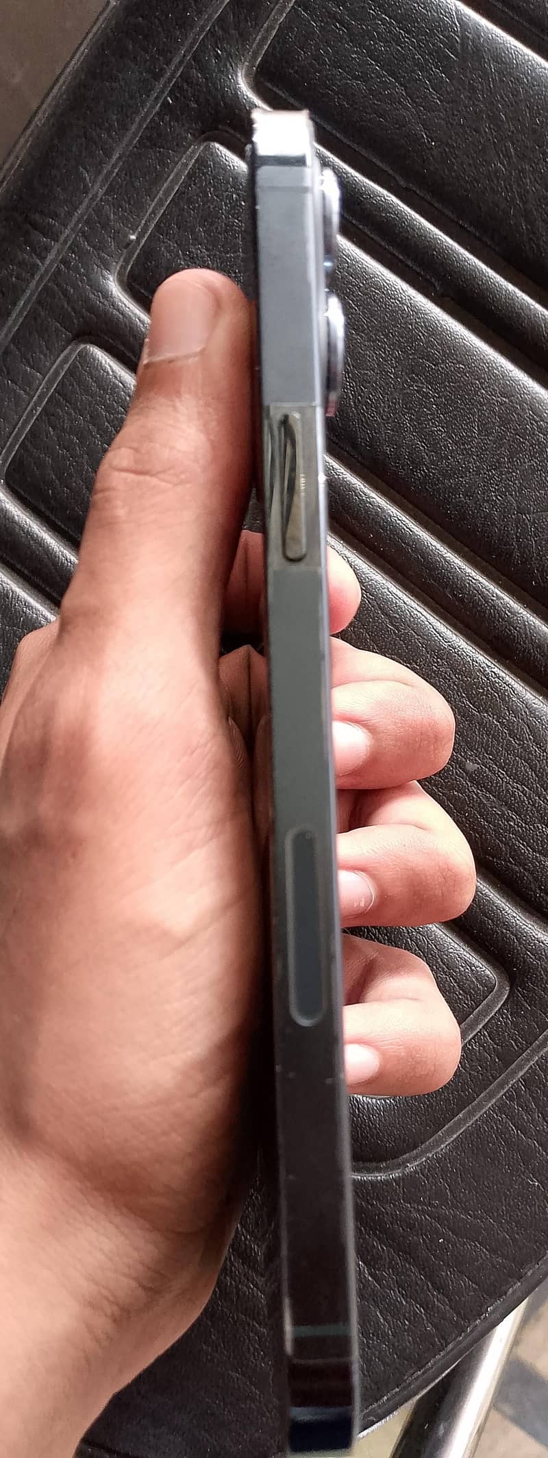 Apple iPhone 12 Pro Max 3