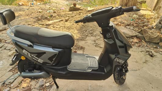 Ever Gen Z 2026 modelNew bike 1300 km ues