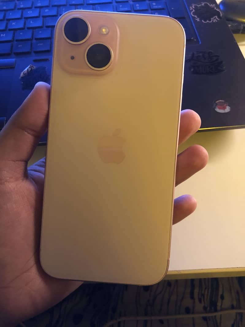 Apple iPhone 15 5