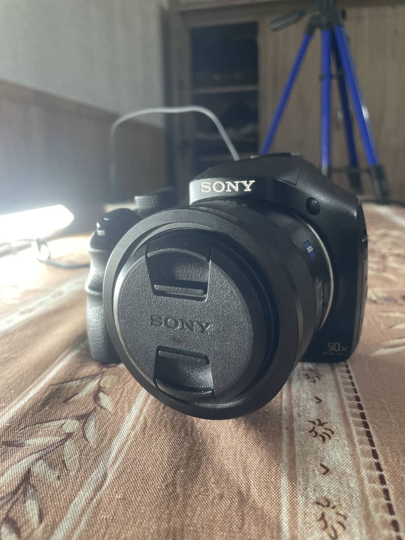 SLR Camera SONY 1