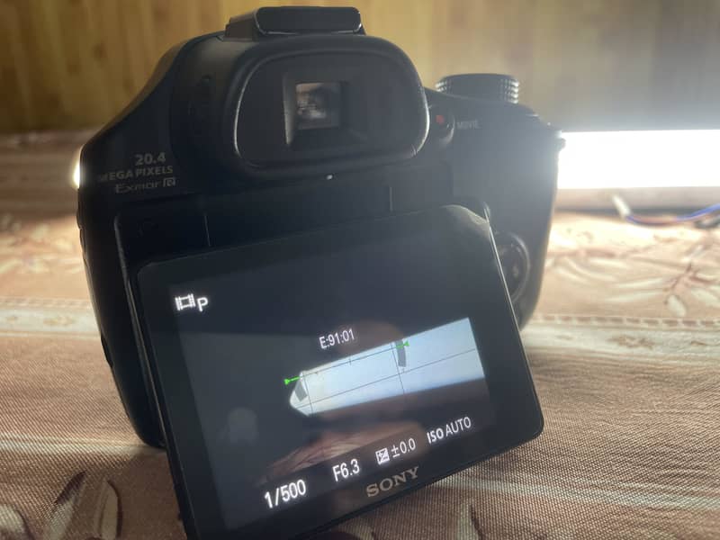 SLR Camera SONY 4