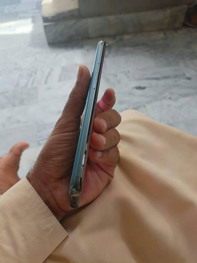 One Plus 9 Pro5G 1
