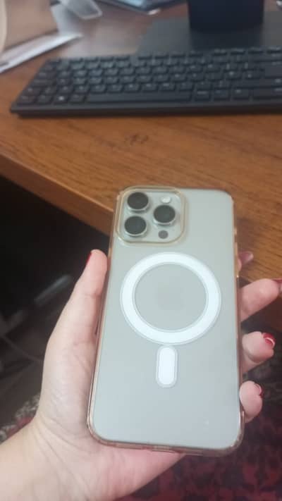 Apple iPhone 15 Pro Max