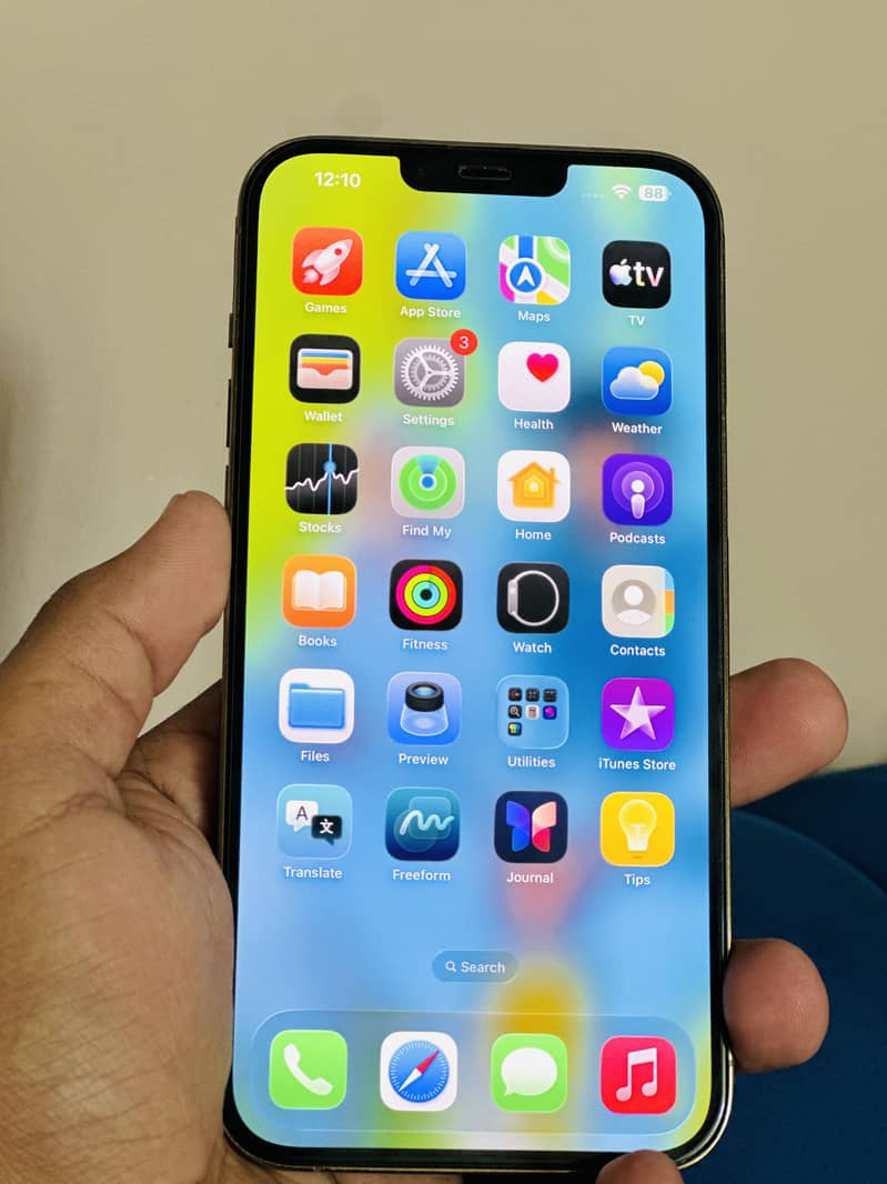 Apple iPhone 13 Pro Max 3