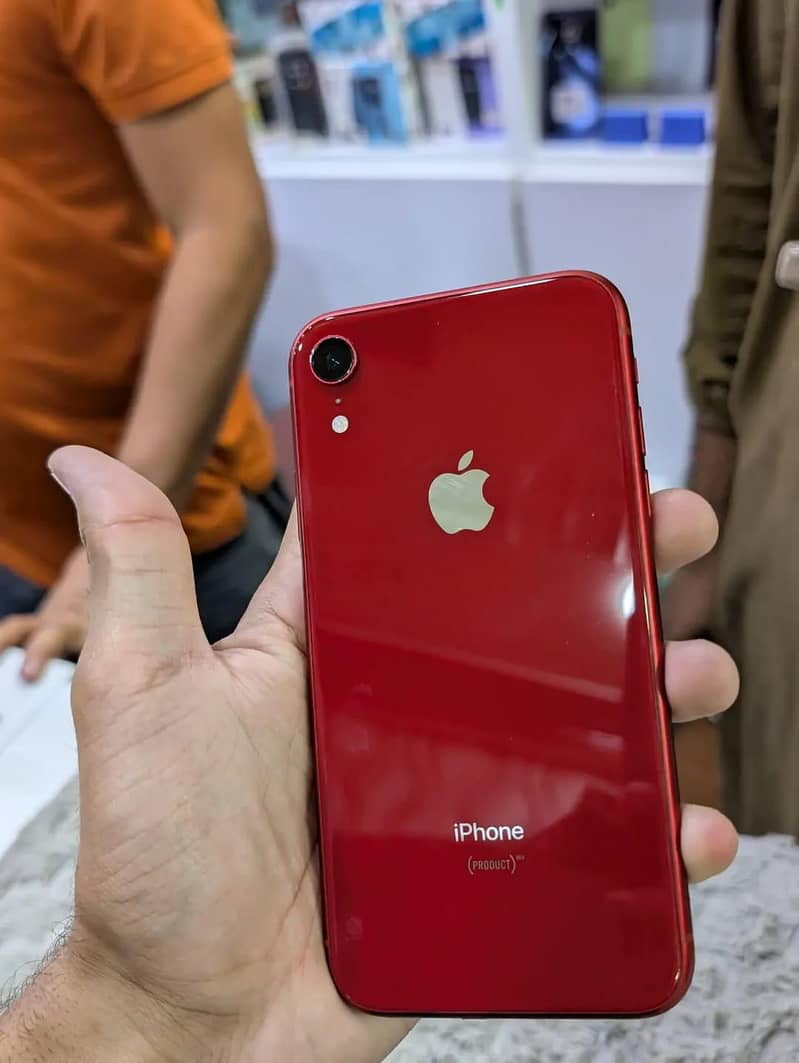 Apple iPhone XR 4