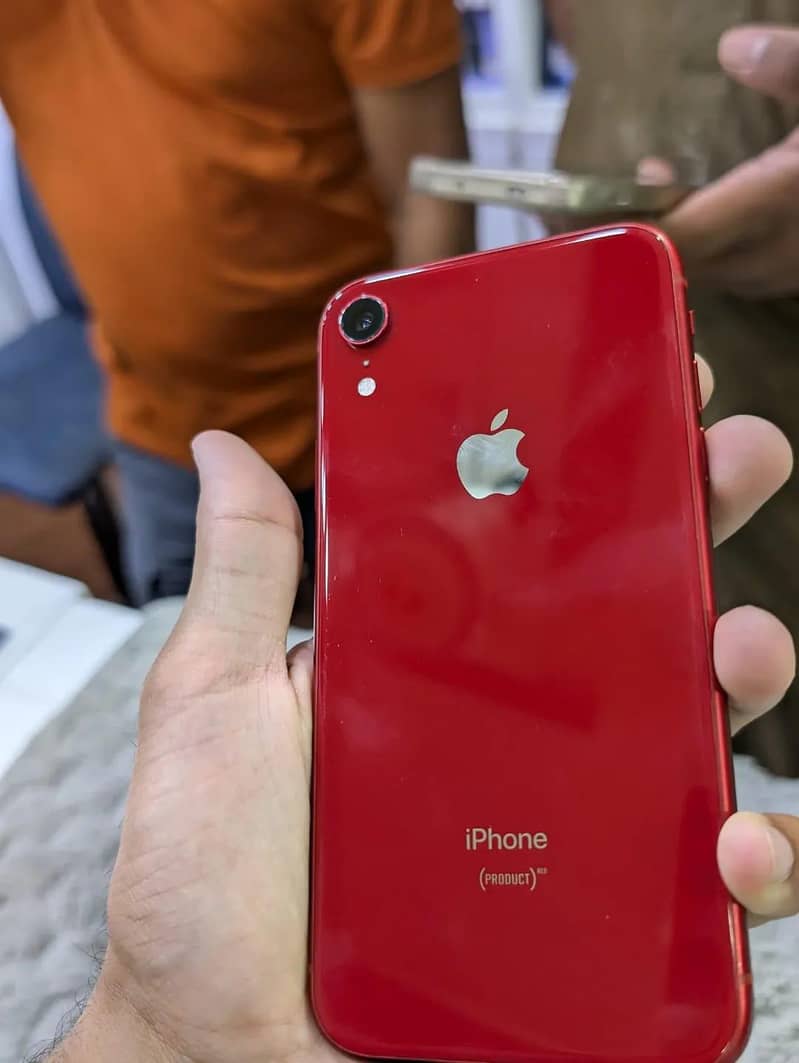 Apple iPhone XR 6