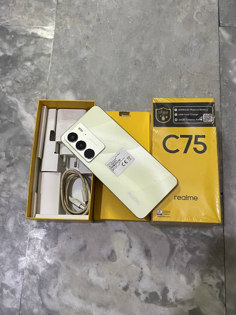 Realme C75 0