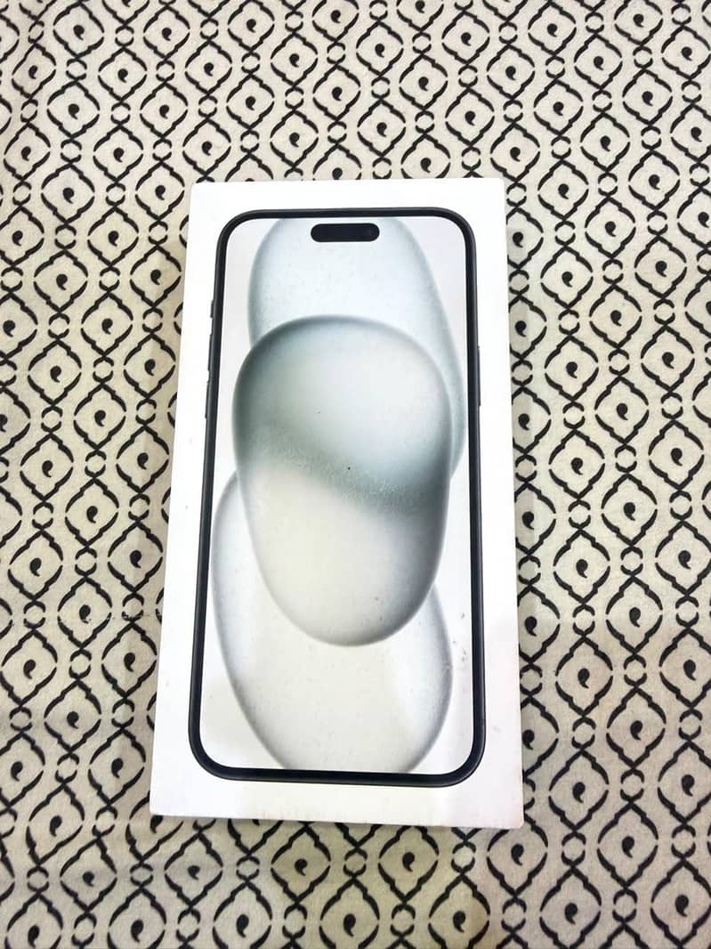 Apple iPhone 15 plus 7