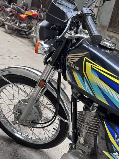 Honda 125 New Almost saaf condition 1st owner