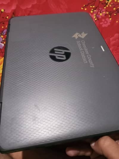 HP LAPTOP