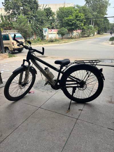 Original Caspian M300 Cycle– Excellent Condition  Contact :03344723227