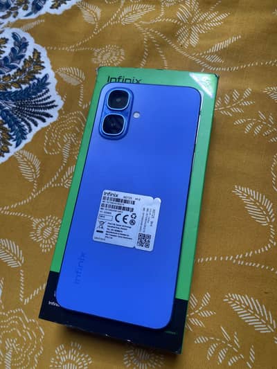 Infinix Smart 10 (4/64) 9 Months Warranty