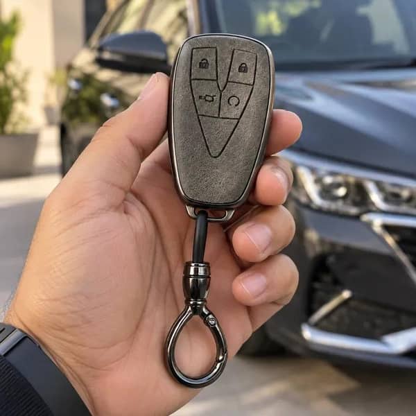 Changan Oshan X7 TPU Key Cover with Metal Keychain | Car Key Protector
