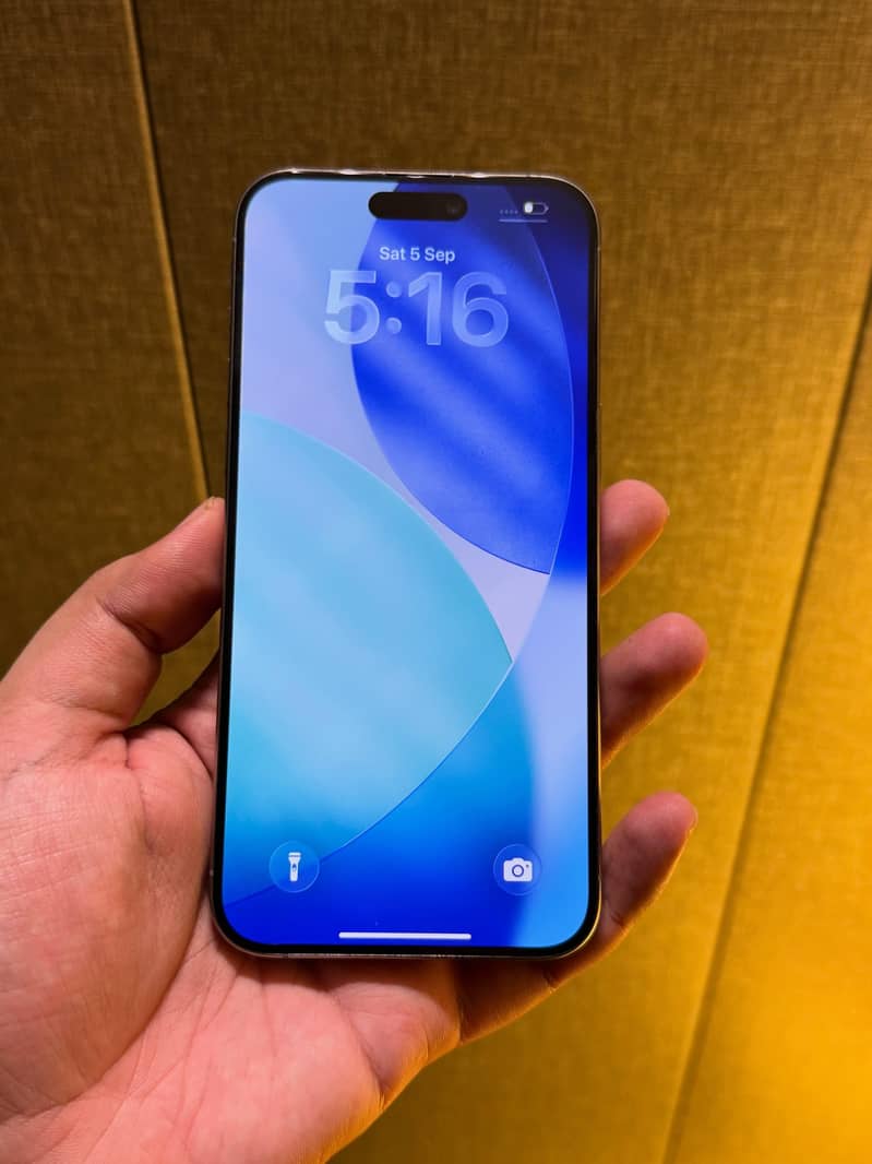 Apple iPhone 15 Pro Max 5