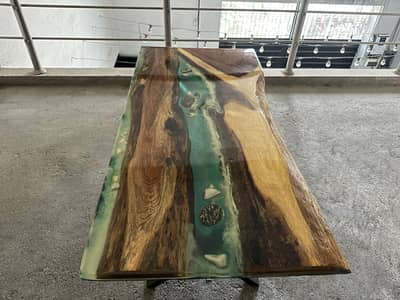 Epoxy table