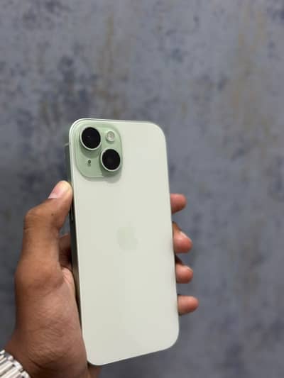 Apple iPhone 15