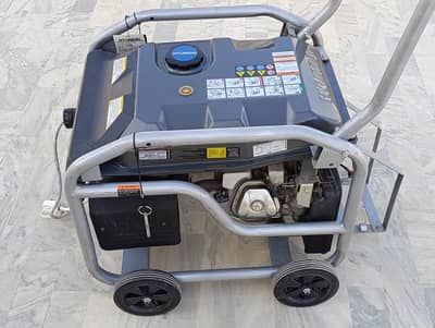 Hyundai  Generator HGS 7250 6.5 KVA Heavy Duty Like New (Under 7 Hours