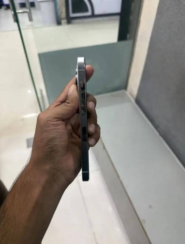 Apple iPhone 14 Pro Max 5