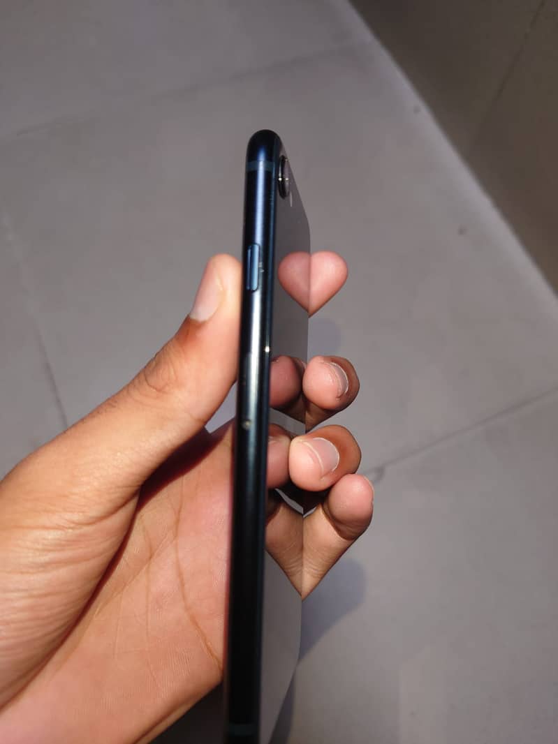 Apple iPhone SE 3rd gen 2