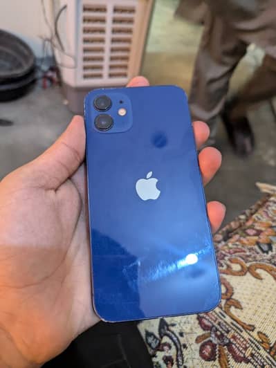 Apple iPhone 12