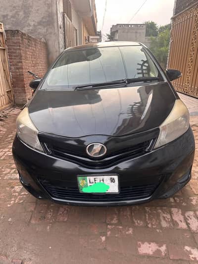 Toyota Vitz 2016