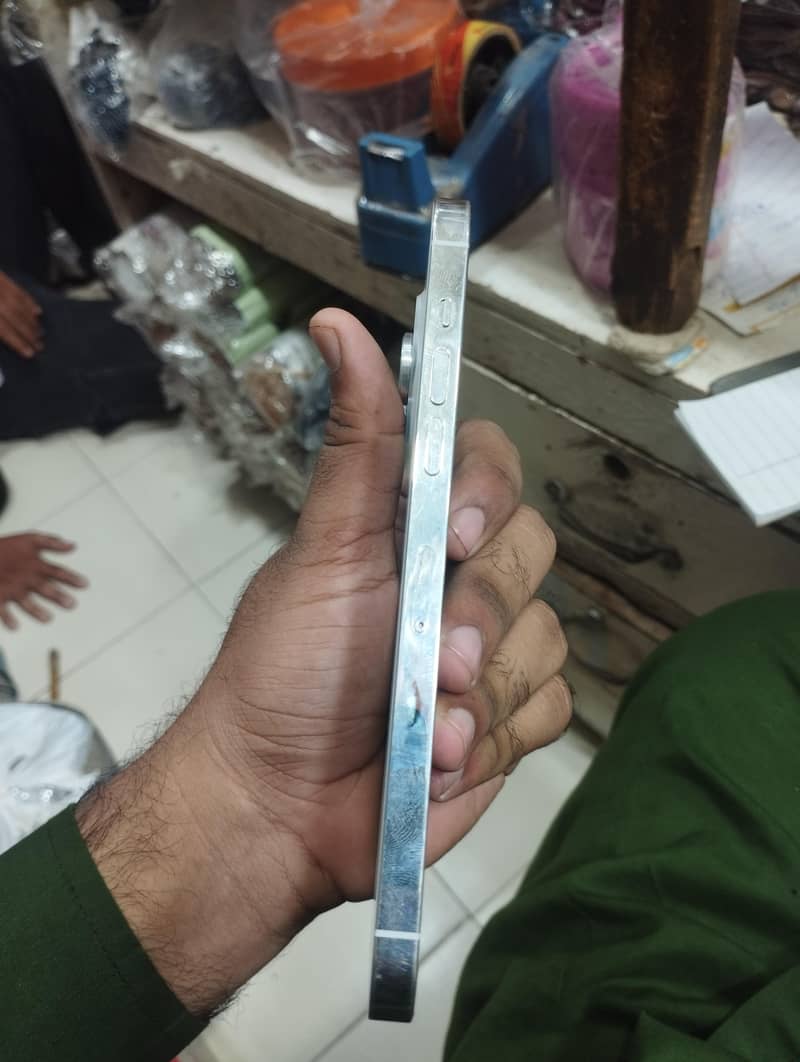 Apple iPhone 14 Pro Max 7