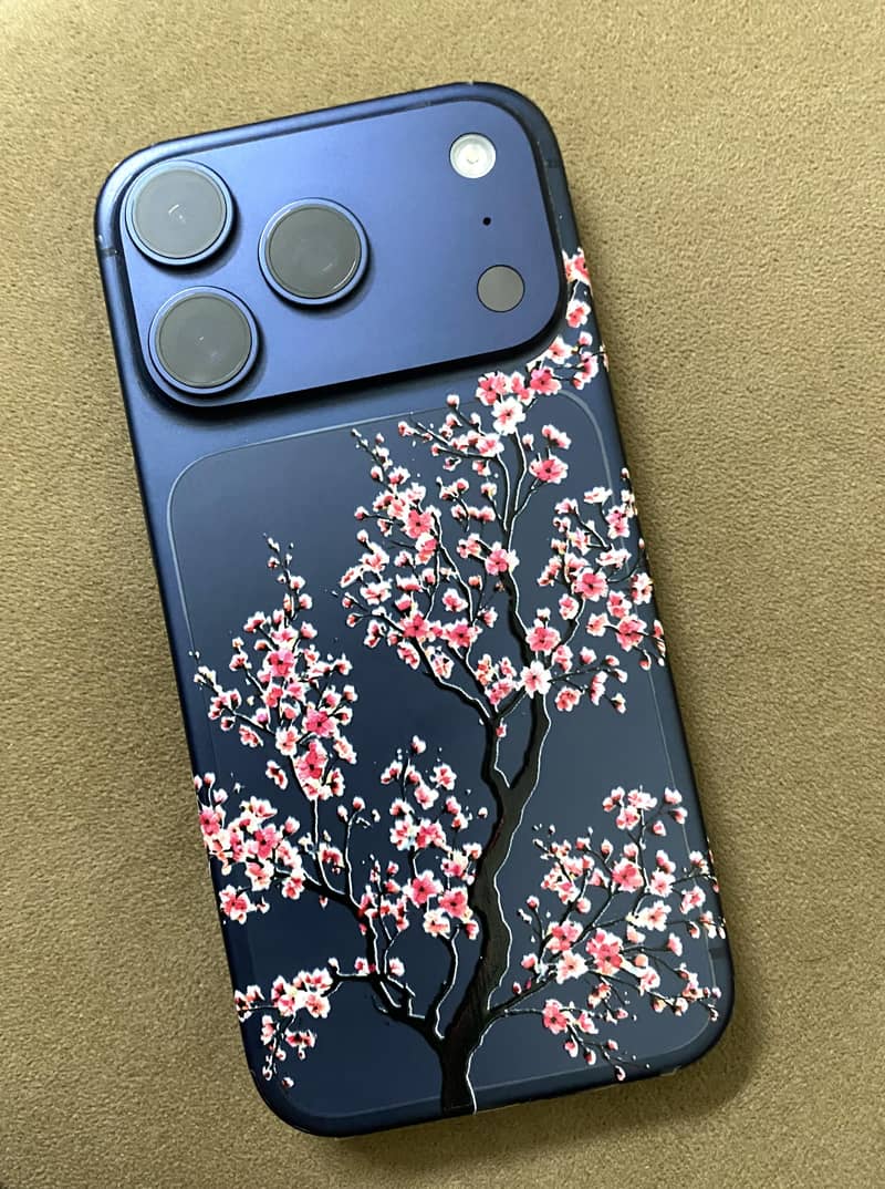 Apple iPhone 17 Pro 0