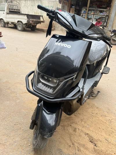 dono Scooty new condition ma hai koi kam nahi hai