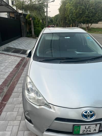 Toyota Aqua S for sale