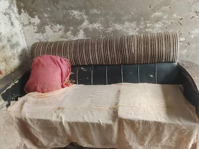 3 seater Dewan for sale