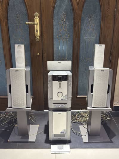 5 Disc changer sony sound system