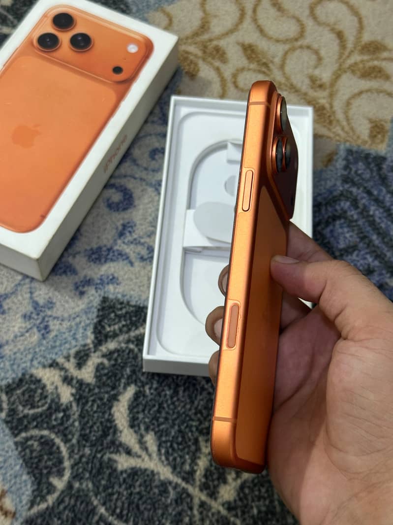 iPhone 17 Pro Max 2