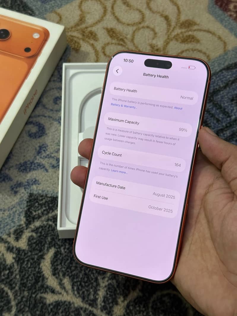 iPhone 17 Pro Max 3