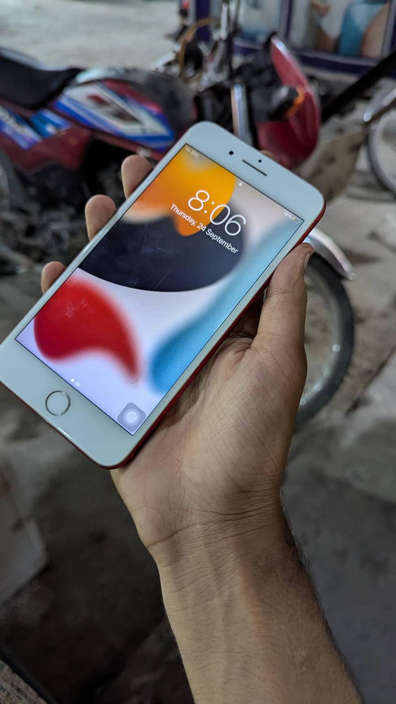 Apple iPhone 7 Plus 1