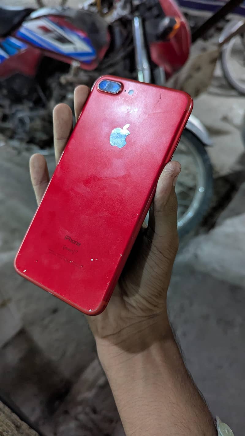 Apple iPhone 7 Plus 2