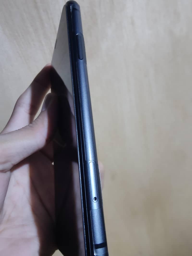 iPhone 11 6