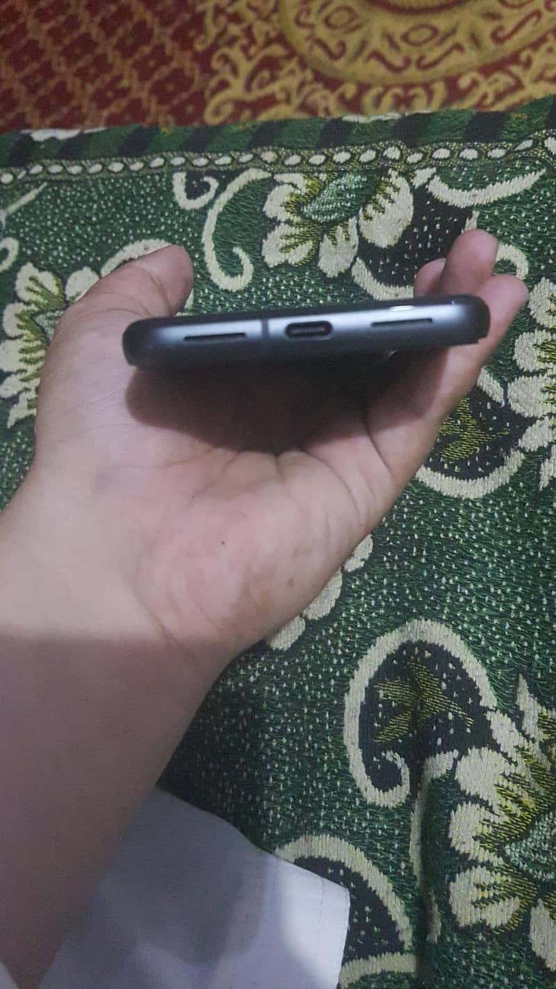Google Pixel 8 2