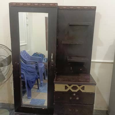 Dressing table or Dresser & Drawers.