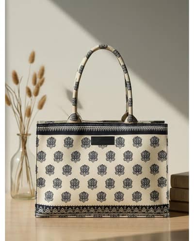 tote bag/ shoulder bag