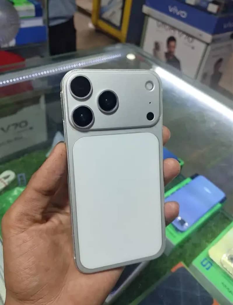 Apple iPhone XR 1