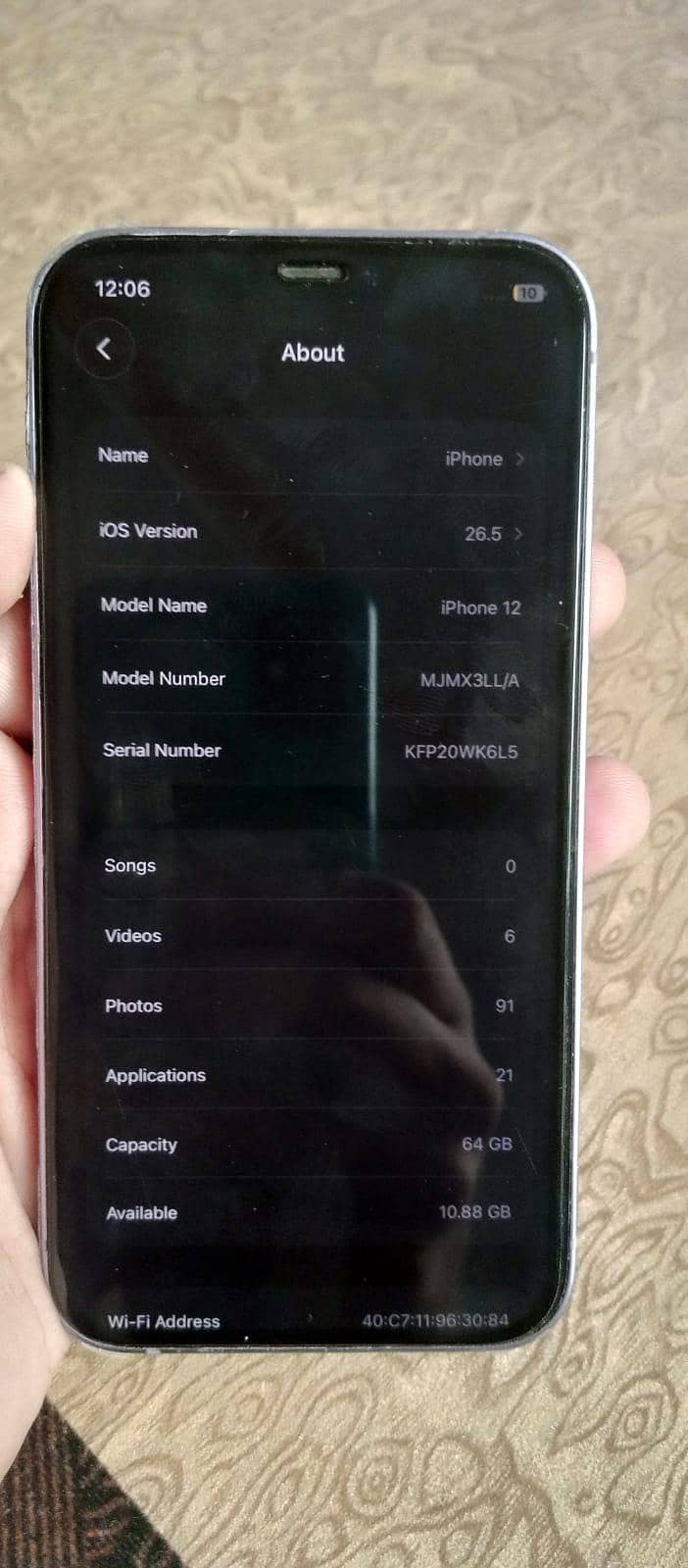 Apple iPhone 12 2