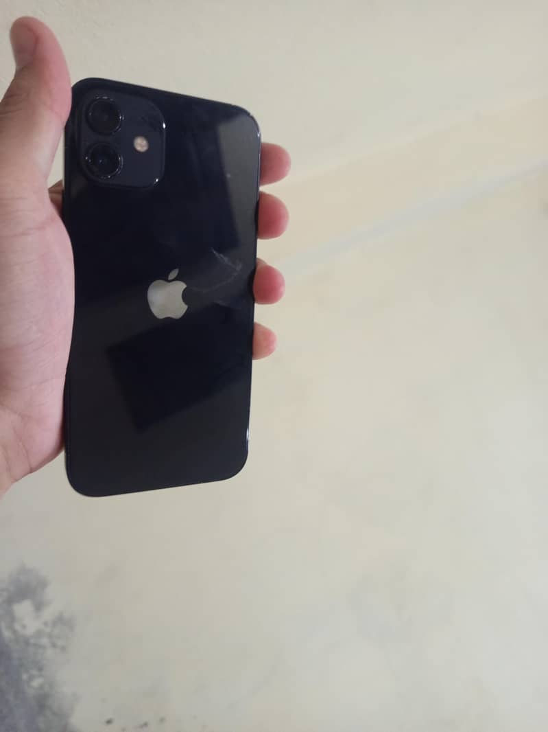 Apple iPhone 12 0
