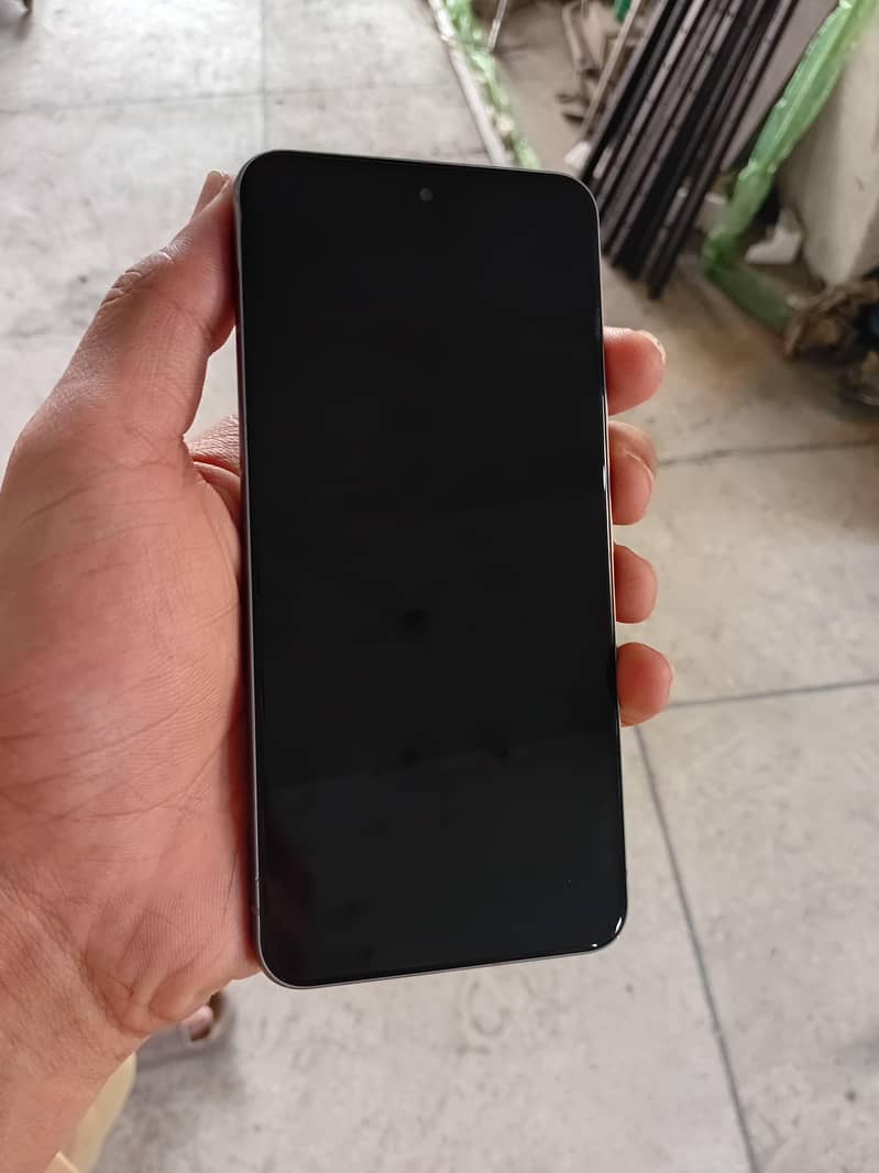 Google Pixel 8 1