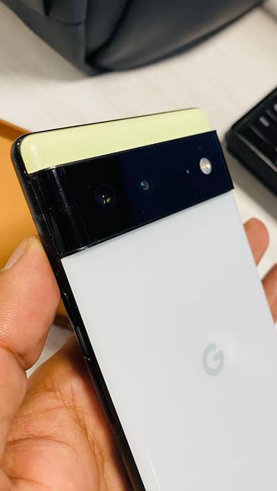 Google Pixel 6 - 8GB / 128GB