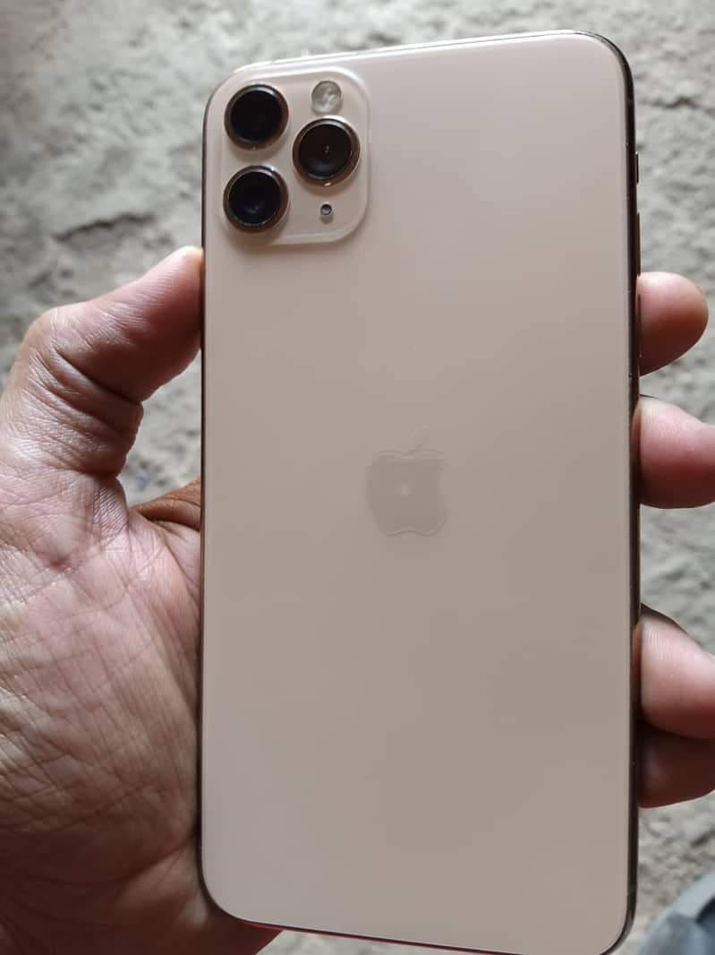 Apple iPhone 11 Pro Max 3
