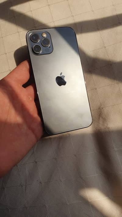 Apple iPhone 12 Pro