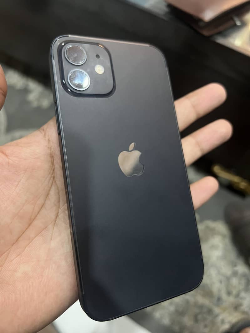 Apple iPhone 12 5