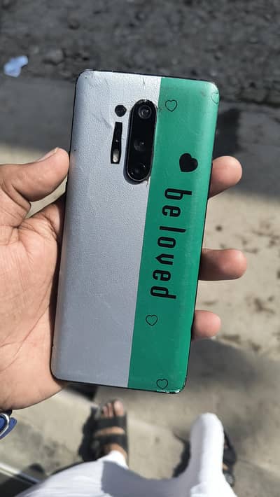 One Plus 8 Pro 8/128